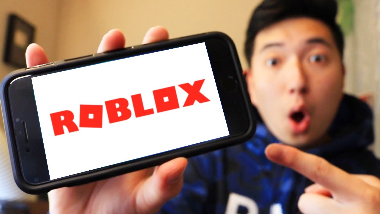 PLAYING ROBLOX POCKET EDITION! (Roblox Mobile Edition) 