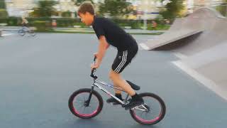 BMX. Нижний Тагил. Еда BMX-ов. Супер дэнц. Сделал больше 1080. BMX. Нижний Тагил. Еда BMX-ов. Супер дэнц. Сделал больше 1080.