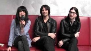 Intro meets The Dead Weather