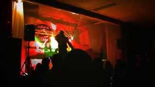 Watch Lyricson Wise Up video