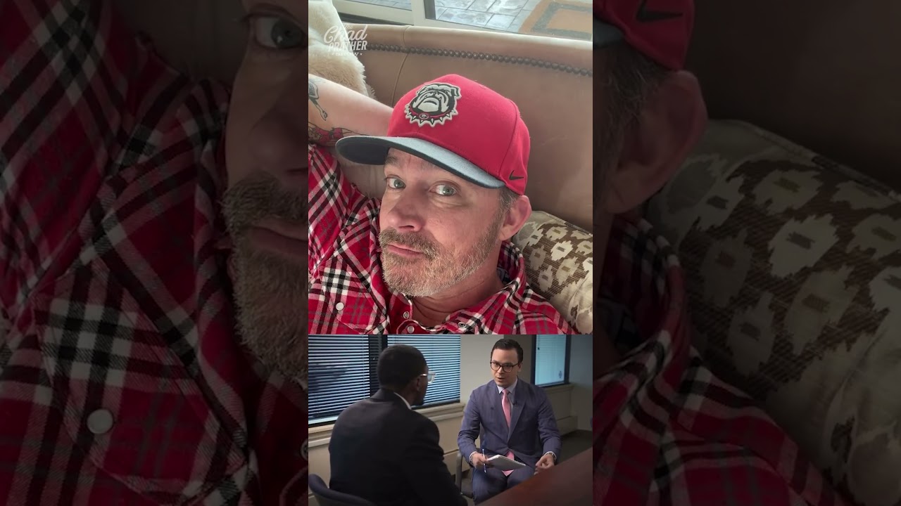 Смотрите, как этот адвокат взорвётся в прямом эфире. Друзья, мы официально открыли совершенно нов...