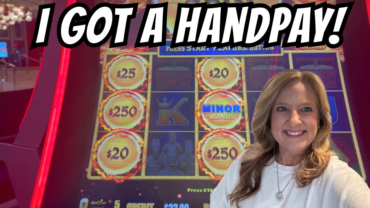 Last Month of Slots Leads To A Handpay!