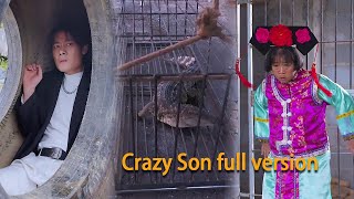 Crazy Son Uses Crocodile To Stop His Mother From Chasing Him In Order To Go To Internet Cafe!