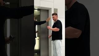 The elevator is too hot 😡🔥 #prank #reaction #shortsvideo #firstreaction #comedy #action #shorts