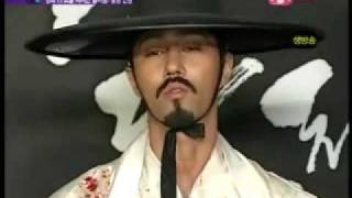 구르믈 버서난 달처럼：20091104