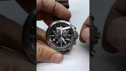 Como acertar a hora do relógio Citizen Eco-drive rádio controlado?