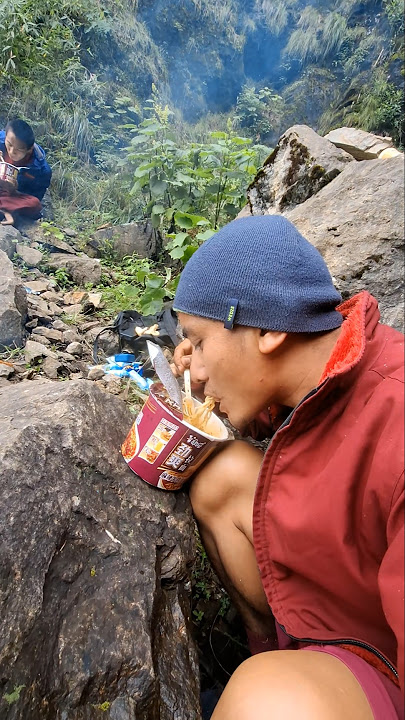 #Ribum #monastery #enjoythemoment #Nubri #nepal #travelmonk #manasulu #wantpeace #Samdopa #positive