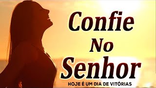 Louvores Para Renovar a Sua Confiança Em Deus - Melhores Músicas Gospel - Louvores de Adoração 2022