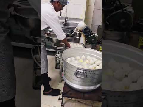 Dubai hotel pashwa modak  #punjabisong #youtubeshorts#food#dubaihotels #reels#trending#subscriber