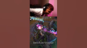 This Ezreal build is crazy😎