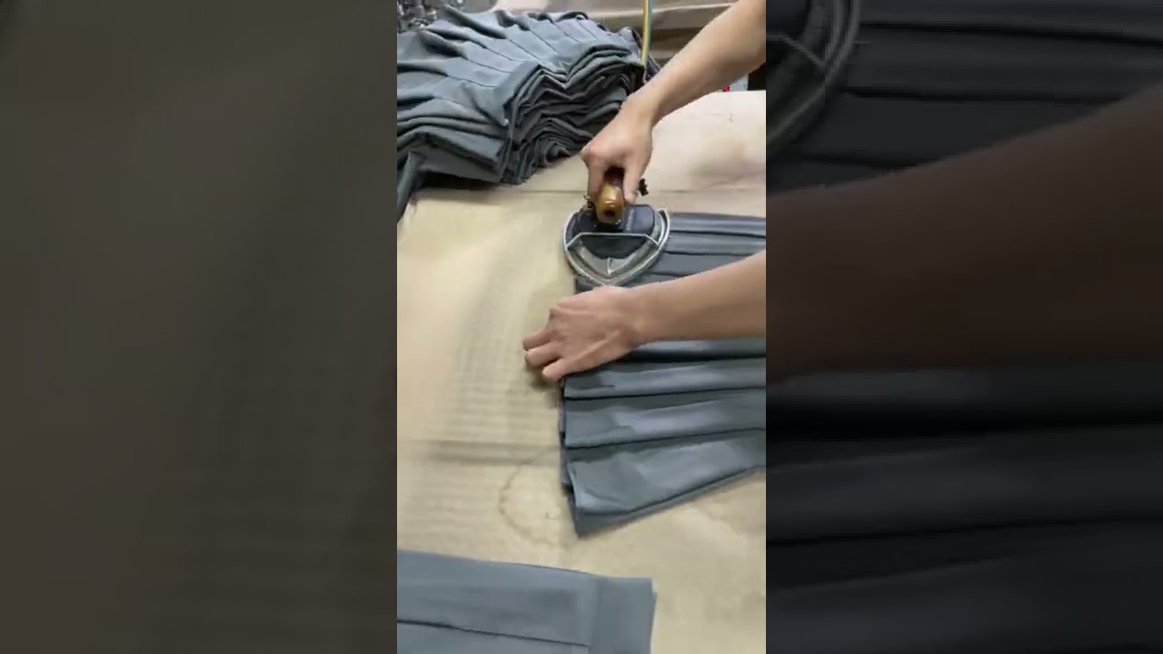 Take you into the clothing circle and teach you to iron a pleated skirt | #iron #shorts #respect