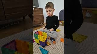 Mıknatıslı Legolar ile Karavan Yapımı