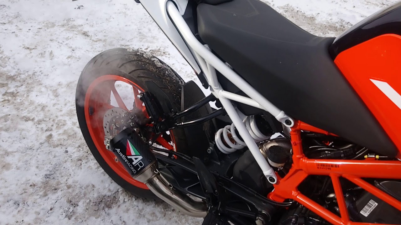 KTM Duke 390 + AR Racing - YouTube