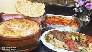 شوينا وخبزنا واحلي رز معمر وصنيه بطاطس والطعم حكايه