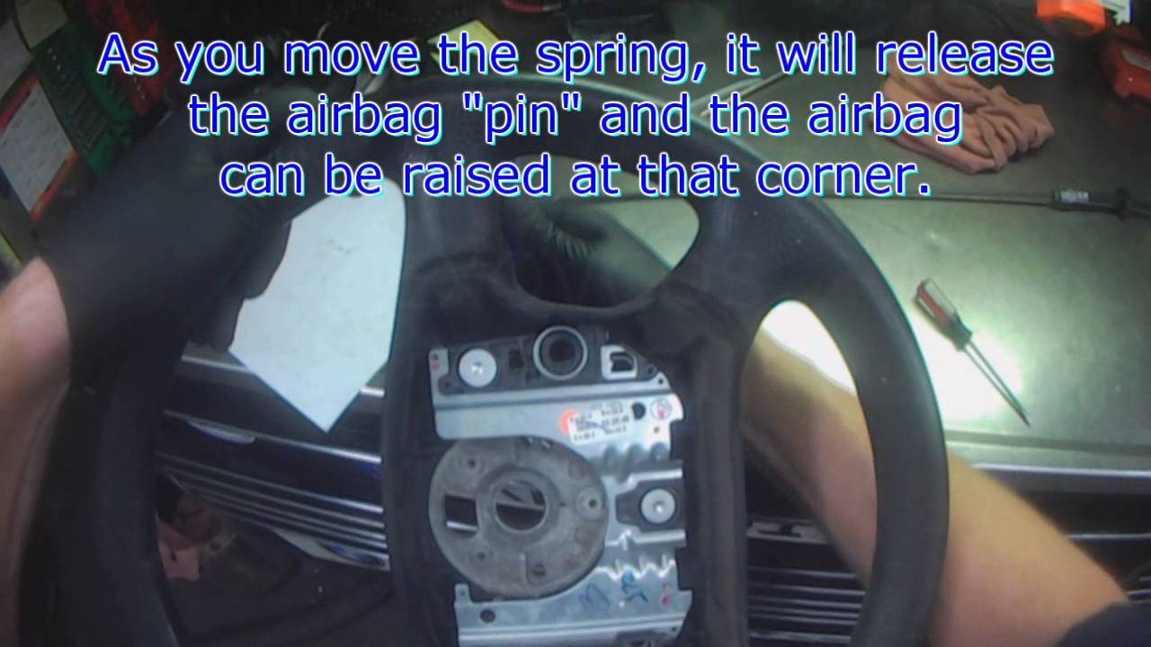 VW A4 Airbag removal / release explained (somewhat) YouTube