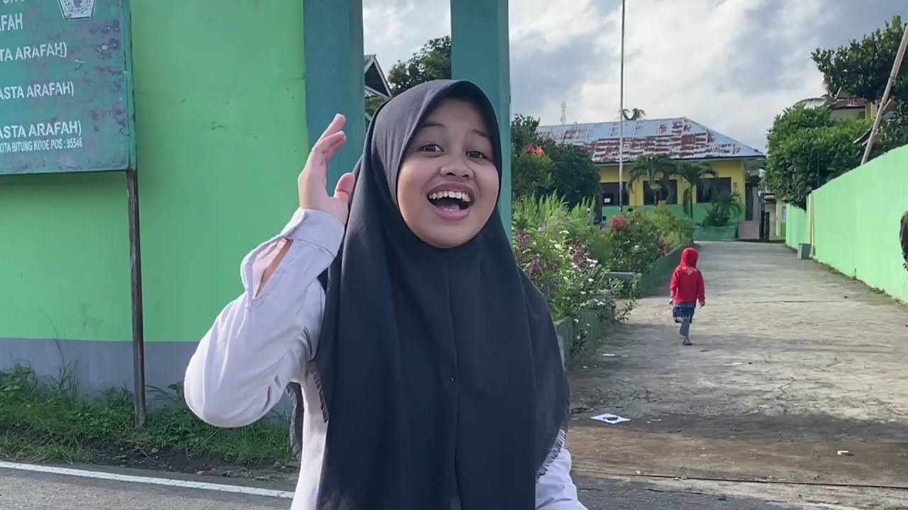 Madrasah Vlog Competition 2021 | 54 - MA ARAFAH BITUNG - JIHAN NABILLAH KOKALO