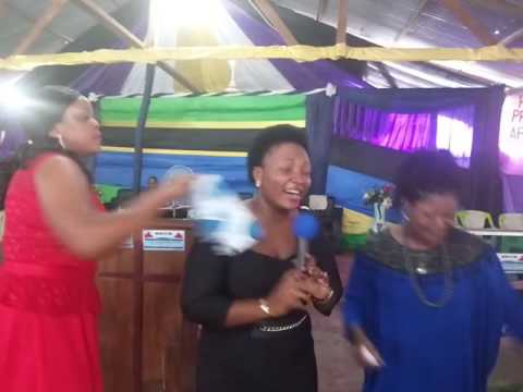 MARTHA MWAIPAJA   AMETENGENEZA NJIA  HOUSE OF PRAYER CENTRE KWA APOSTLE PKE  SUBSCRIBE