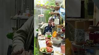 Летящая фиерия. Слепой поэт Самвел Паронян.