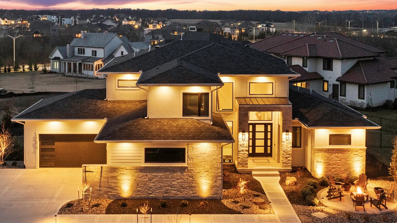 Drone Tour | 17016 Lucille St | Overland Park, KS