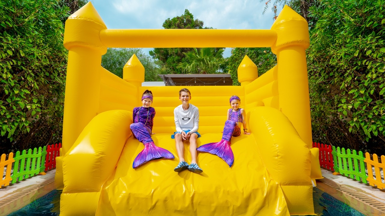 Bermain Putri Duyung Dan Bola Air Bersama 💦