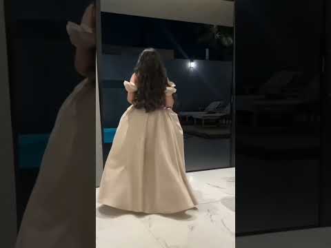 ماحدا يشبه لنورك ياقمرنا وشمسنا
