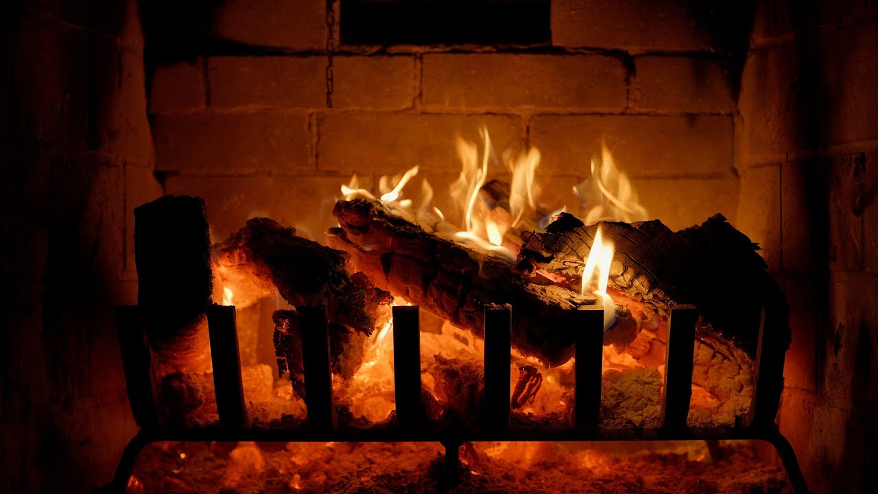 flickering-and-crackling-log-fire-burning-with-10-hours-of-smooth-jazz