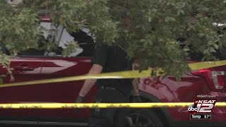 VIDEO: Murder suspect dies from self-inflicted gunshot wound