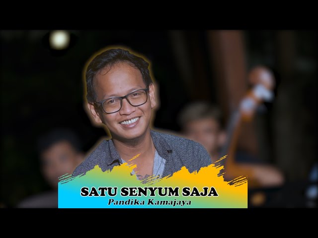 SATU SENYUM SAJA (TAT0 BAND) - Dapur Musik Vocal Pandika Kamajaya class=