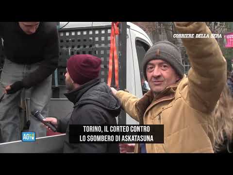 Video Torino, il corteo contro lo sgombero di Askatasuna