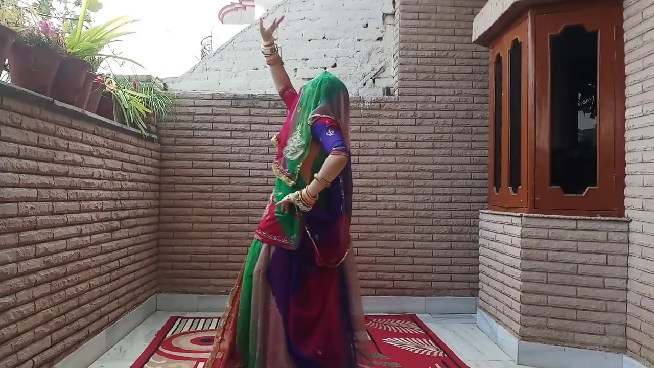 Sarad Poonam Ri Raat  Faag Dance