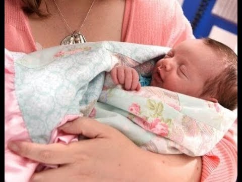 Video: Lynlee Hope, Das Baby, Das Zweimal In Den USA Geboren Wurde