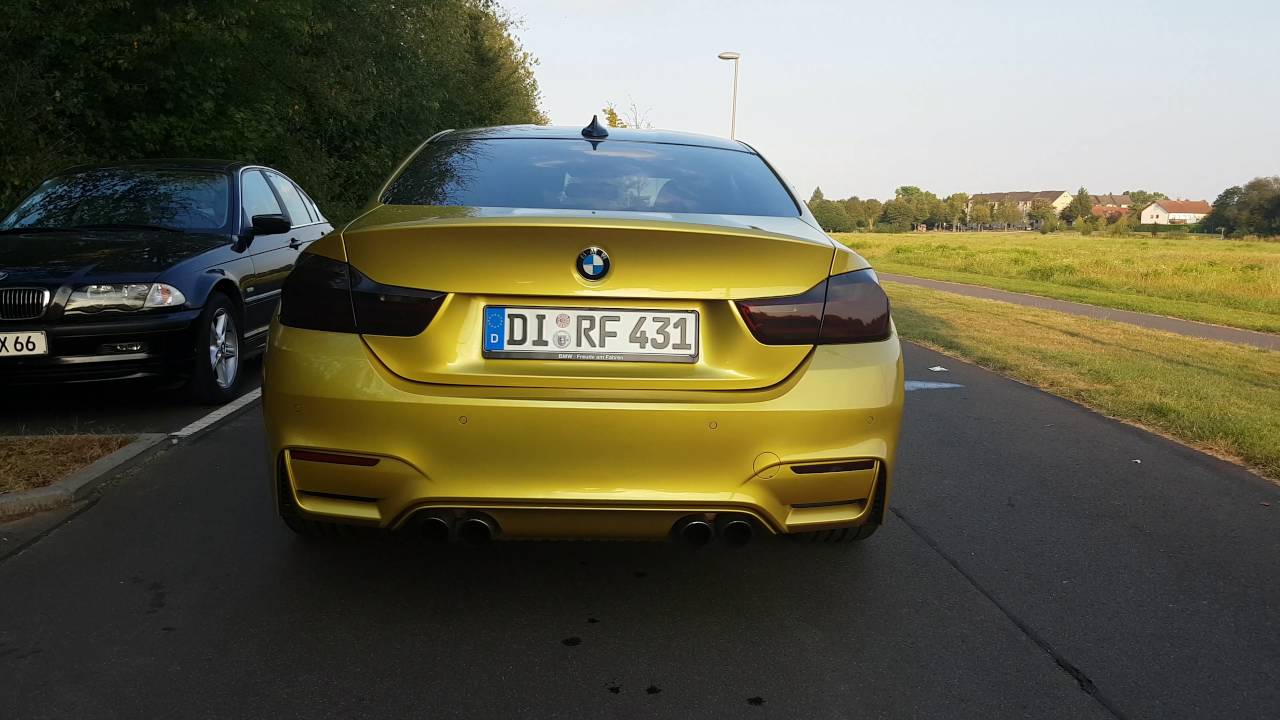 BMW M4 Kickdown