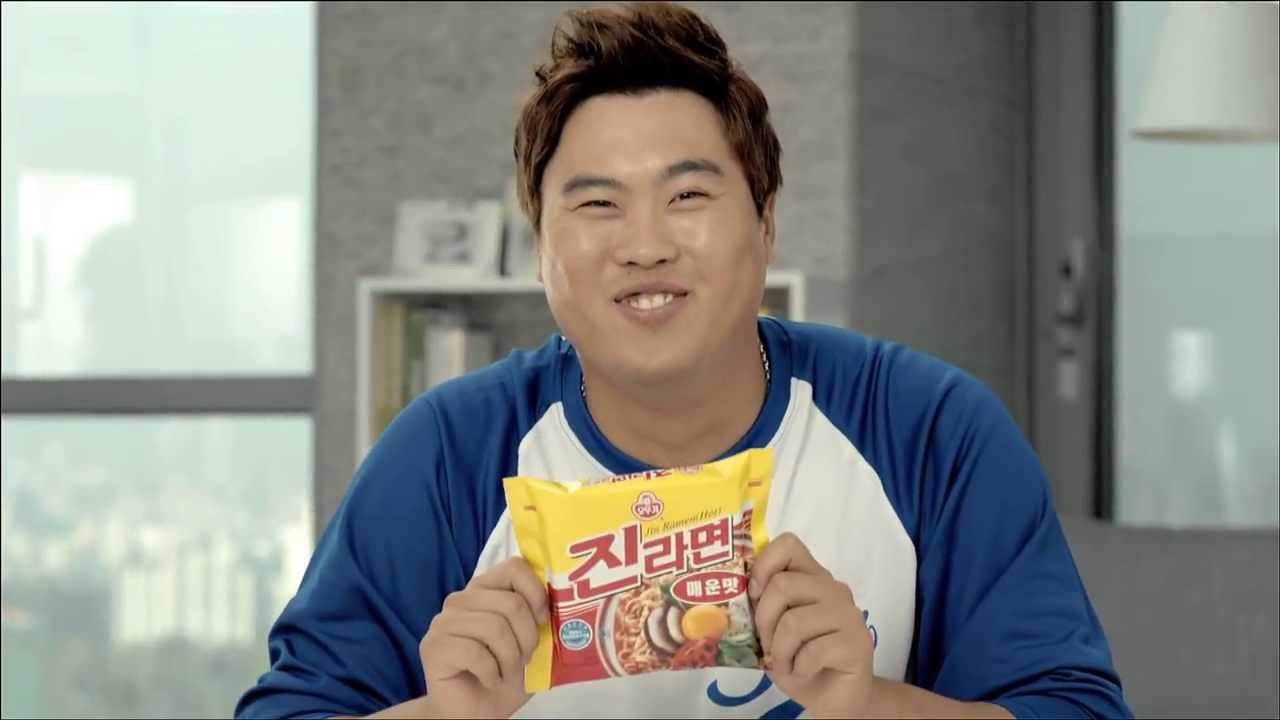 Ryu did a Korean noodle commercial and the bloopers are pretty fantastic