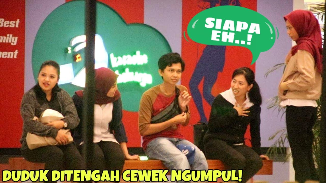 DUDUK DITENGAH CEWEK NGUMPUL - Part2