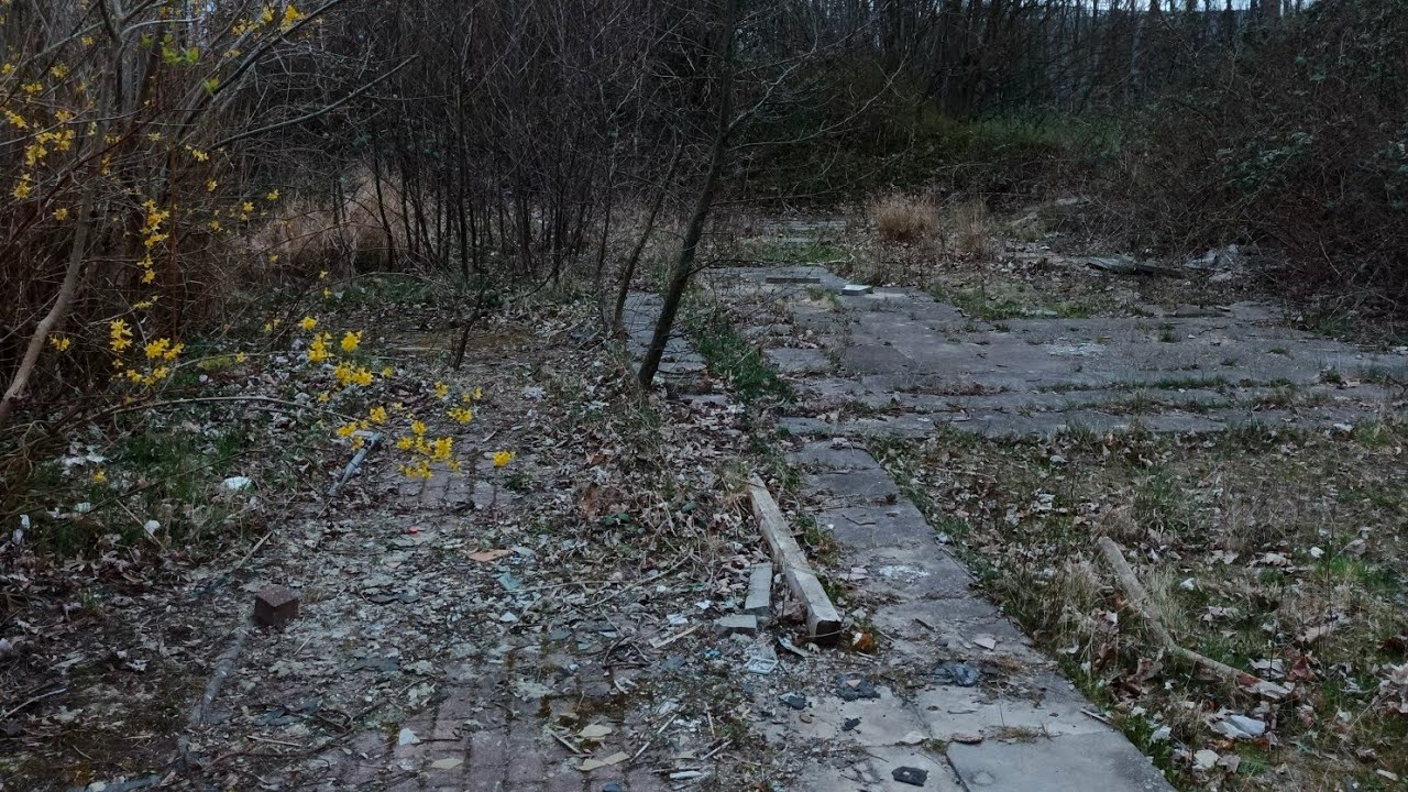 Der verlassene Minigolf Platz