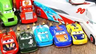 New Disney Cars Piston Cup Race Haulers and Rocket Racing Racers Cam Spinner Bumper Save Hauler