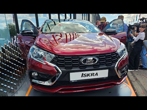 Видео: Мировая премьера LADA ISKRA на ПМЭФ-2024