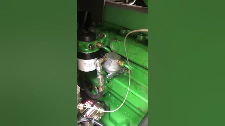 #JD USA Priming Diesel engine after changing fuel filter #