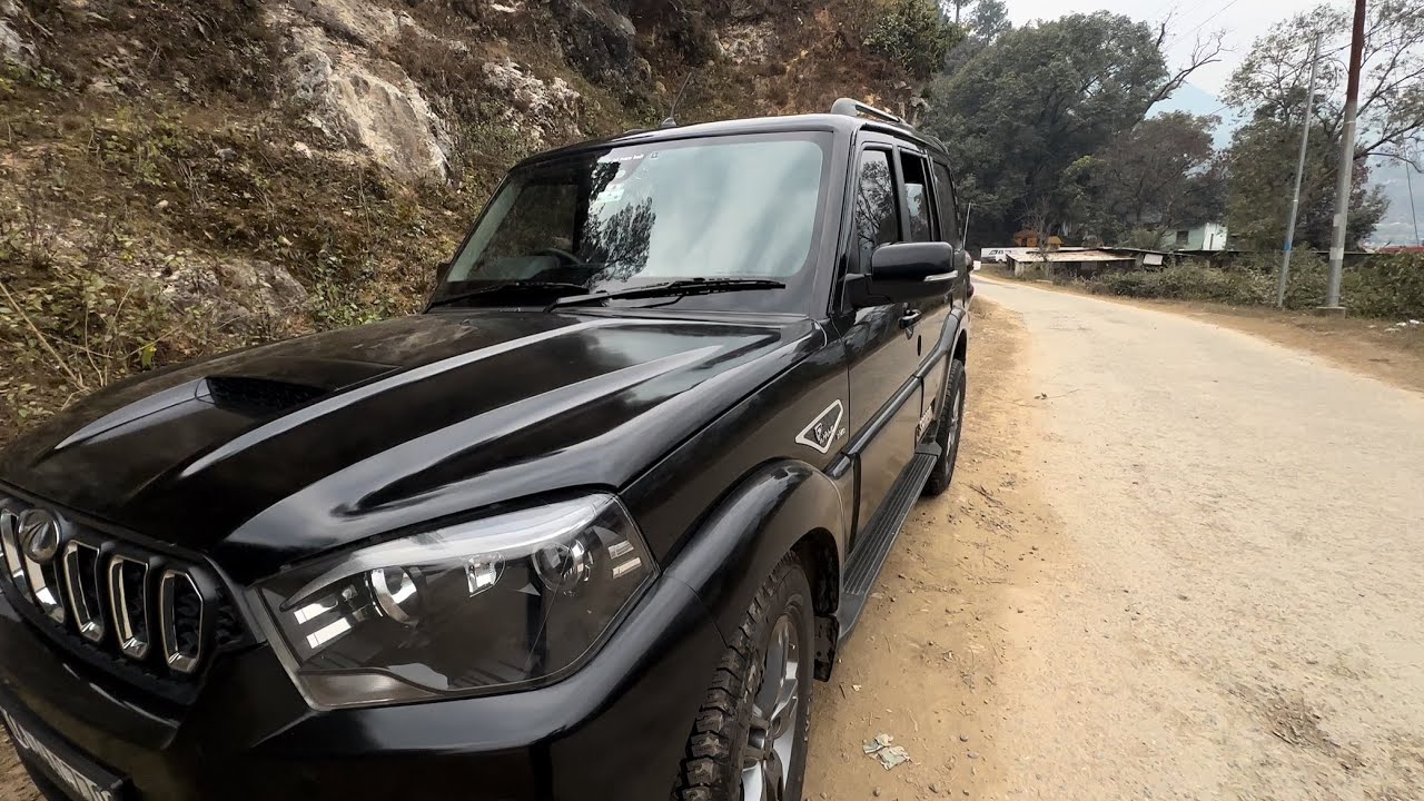 Mahindra Scorpio S11 SUV Car || Famous Car in India 