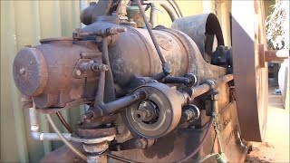 Запуск старинного дизеля,ему более 100 лет/Launch of an old diesel engine that is more than 100years