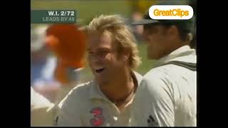 Shane Warne dismisses Powell with an amazing spin delivery.
