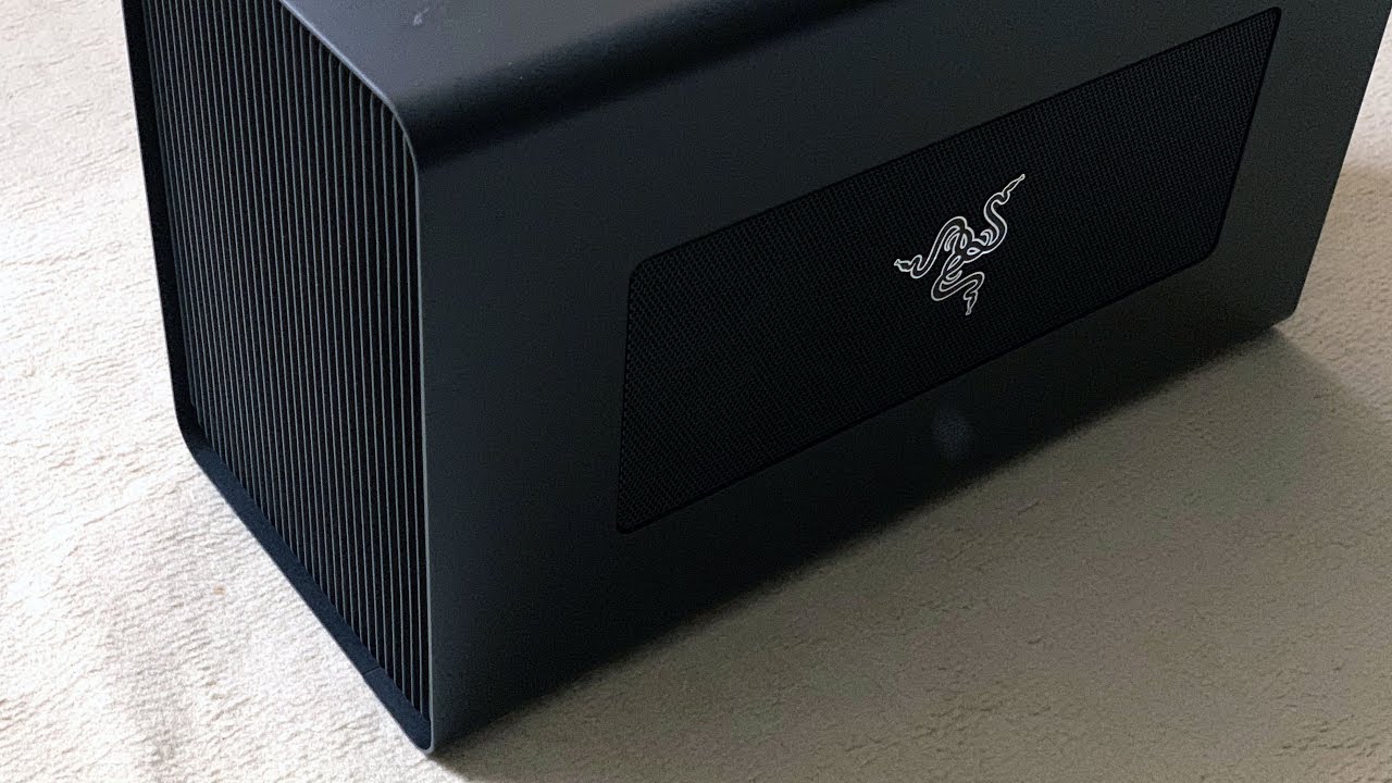 RAZER Core X - Thunderbolt 3 eGPU Unboxing