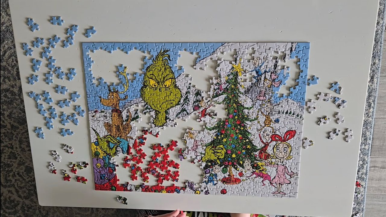Dr. Seuss' How the Grinch Stole Christmas 500 Piece Jigsaw Puzzle by AQUARIUS - Part 2