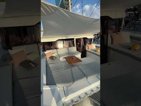 Do you want to hang out in this forward cockpit? It's a first for Lagoon with their new 47 #yachting