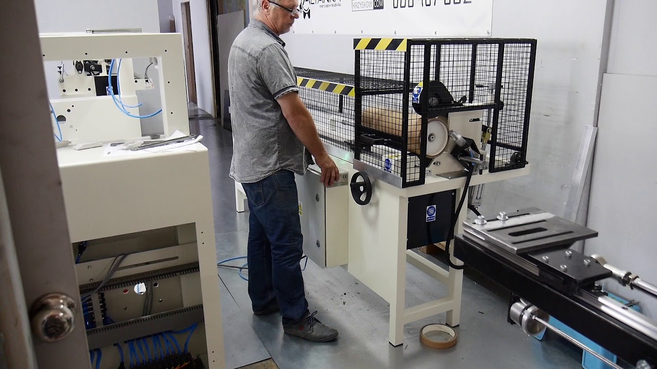 KRAJARKA GILZ PNEUMATYCZNA Z OSŁONAMI  [KGP +] | PNEUMATIC CORE CUTTER WITH COVERS