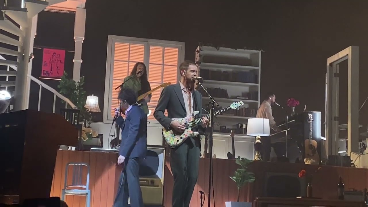 The 1975 : At Their Very Best (Live in Cardiff, Wales) - Part 1