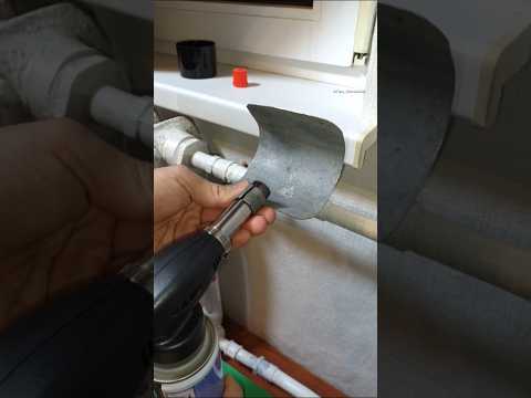 A Great Plumbing Trick with a Gas Torch to Easily Unscrew an Old Pipe #diy #plumbing #tricks #tips