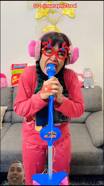 NYANYI LAGU INGGRIS ⁉️ nurrayni25real #lucu #funny #shorts