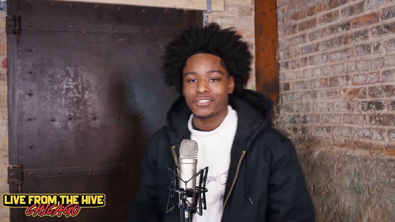 Papetrail - First Day Off | Live From The Hive