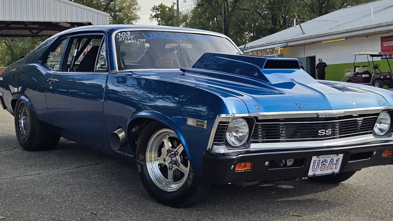 Old School Drag Racing at Edgewater Motorsports Park | Vintage Muscle & Gassers